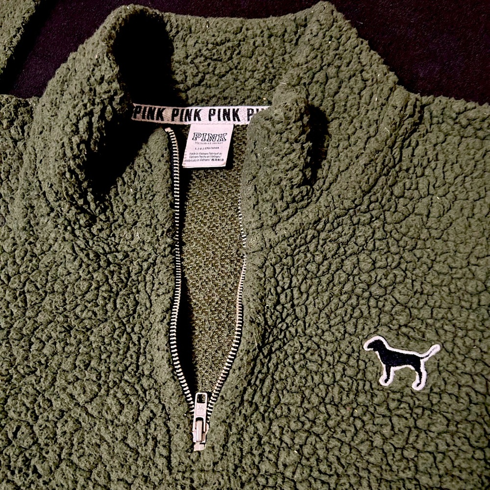 PINK VS pullover